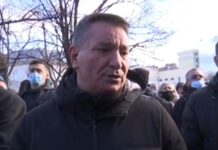 Përpos PDK-së, në protestë sot u pa edhe deputeti i AAK-së Pal Lekaj