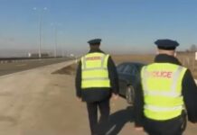 Policia e Kosovës në ndjekje të shoferit që po voziste me mbi 230 km/h, s’kishte as patentë shoferi