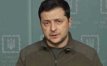 Zelensky lë të kuptohet se ai mund të pranojë “kërkesën e Putinit rreth NATO-s”