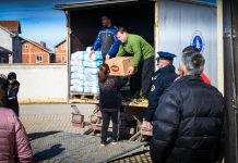 Ndahen pako ushqimore për familjet skamnore në Podujevë