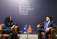 Osmani dhe Abazoviq takohen në Forumin Diplomatik në Turqi