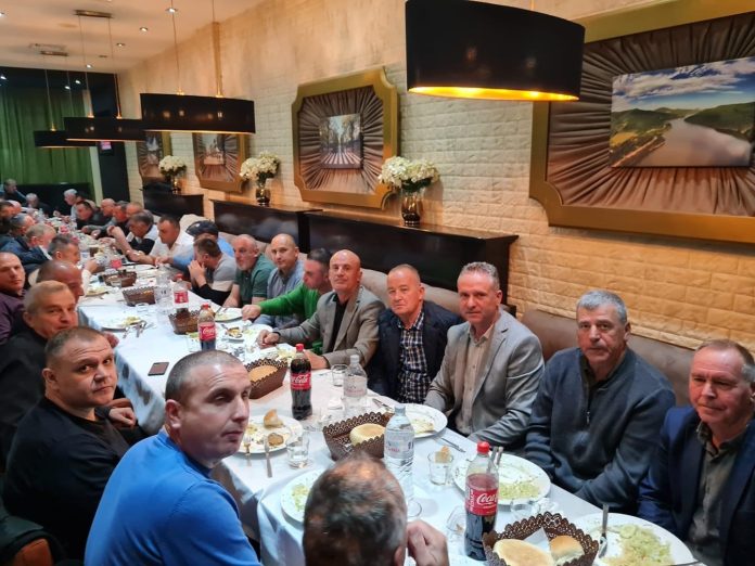 30D7129E-1382-43FF-B60E-FF0CF12596C6