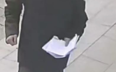 5658E918-85CE-453F-BCD5-5D6AFFCCB5CC