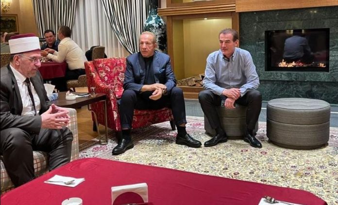 56A92A31-5609-4B24-AD82-6F0102FA7578