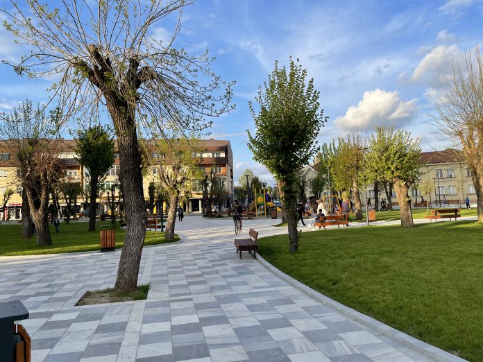 F0FA181F-3862-456B-A44D-9A47BAFC4FAA