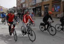 “Prishtina e biçikletës” – Rama bashkë me stafin shëtisin me biçikleta në Prishtinë
