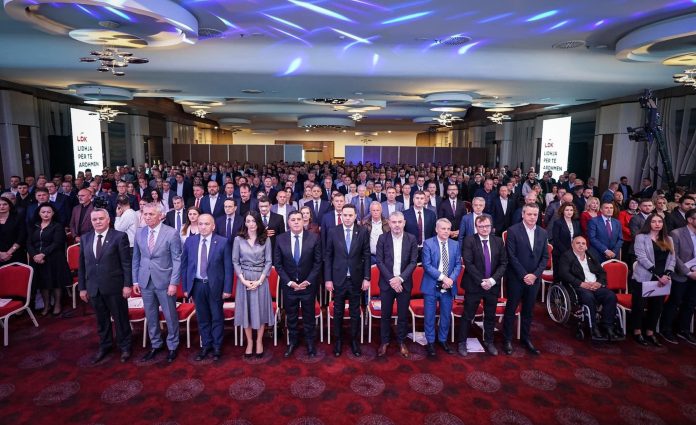 8747AF70-6A0F-4383-B58A-E660E58B2593