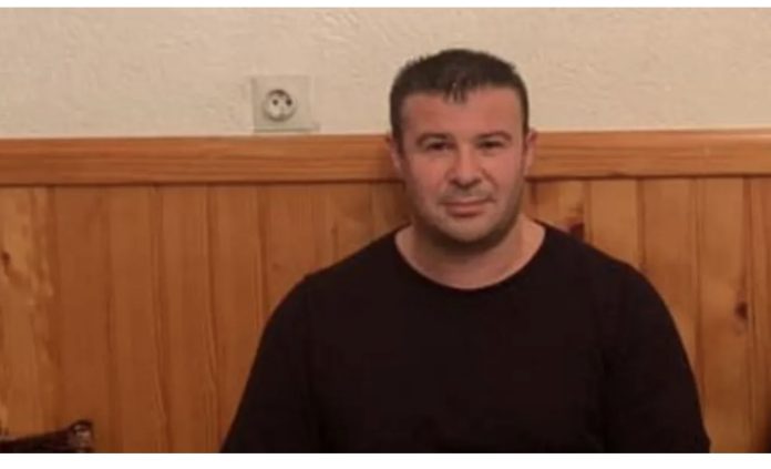 C20C161E-5BEF-4CFF-AFF1-A35FF51C6530