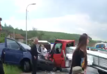 Aksident i rëndë mes dy automjeteve, ka të lënduar