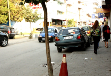 Kosovës mund t’i kthehet importi i veturave të vjetra