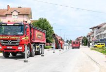 Një pjesë e Podujevës mbetet pa rrymë, dyshohet se u prish nga punimet në rrugën “Skënderbeu”