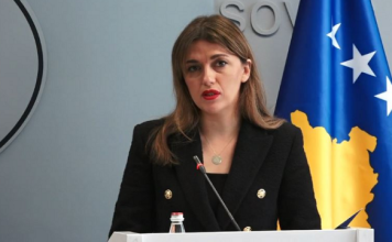 Albulena Haxhiu e thërret mbledhjen e Kryesisë së Kuvendit, ky është rendi i ditës