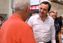 Sapo zbriten nga avioni Kurti ua shpenzoi pak para mërgimtarëve