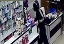 Grabitje nën kërcënimin e thikës në këtë barnatore, hajni merr qindra euro