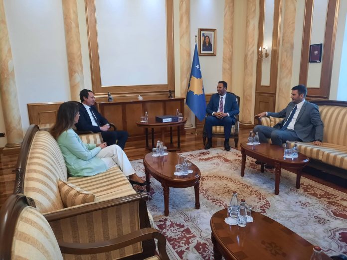 304954245_766185817971780_358229779351702803_n-696x522