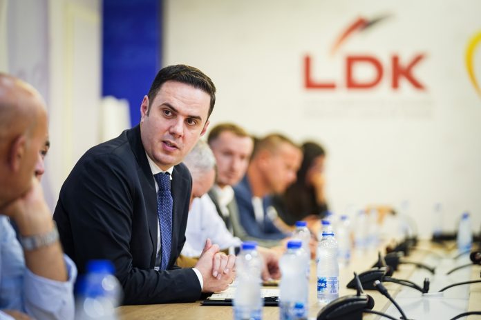 Kjo është partia që pritet me u bashku me LDK në zgjedhjet e 28 dhjetori