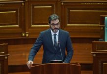 Gola, opozitës: “Qitni rrogat, qitni rrogat, vetëm këtë argument keni”