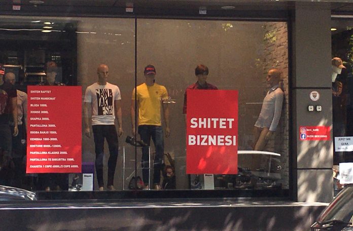 Pas-renies-se-blerjeve-dhe-mungeses-se-klienteles-me-dhjetra-biznese-jane-detyruar-te-nxjerrin-aktivitetin-ne-shitje-per-te-mos-falimentuar-totalisht.-3