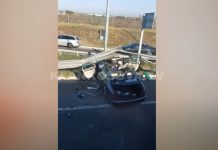 Tre të lënduar në një aksident të rëndë (VIDEO)