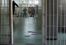 Sikleti për drogë: Nëna 72-vjeçare i çon marihuanë e kokainë djalit që po vuan dënimin në Burgun e Dubravës