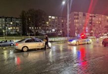Konflikt në komunikacion: 30-vjeçari sulmon fizikisht taksistin në mes të rrugës në Prishtinë