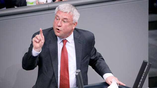 Knut Abraham in der 18. Sitzung des Deutschen Bundestages im Reichstagsgebäude. Berlin, 18.02.2022 *** Knut Abraham at t