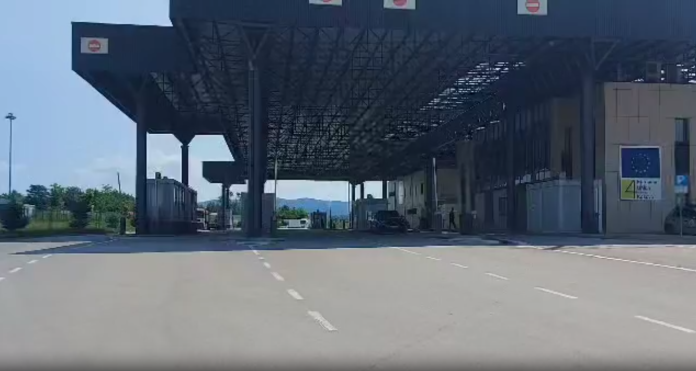 Qarkullim i ulët i automjeteve, pamje nga pika kufitare në Merdar (VIDEO)