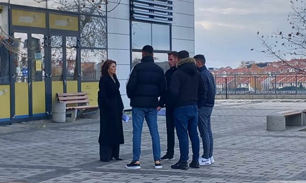 30EA0BDA-9A26-4F10-A1A7-DECCA0667D02