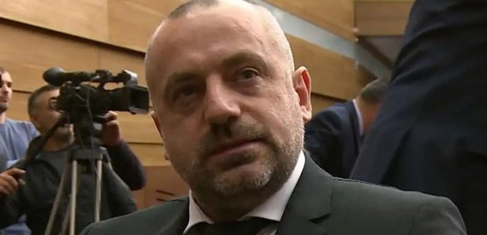 BA8D5E96-B003-417B-AE2B-2C3806B3AE99