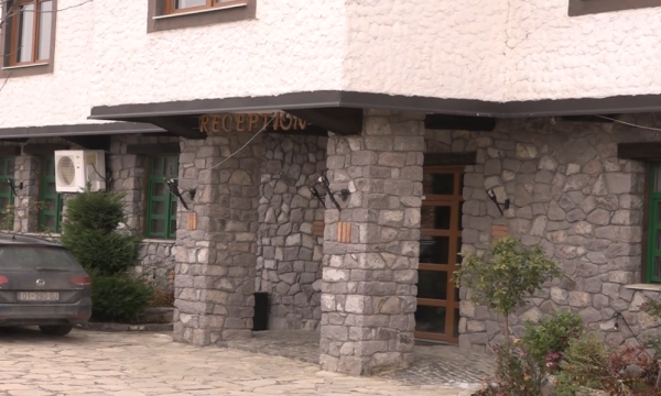 CC63458F-A698-4695-BA00-CCCF7364EE2C