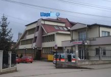 E rëndë në Podujevë: Nëna e rrah vajzën 14-vjeçare dhe nuk e pranon në shtëpi