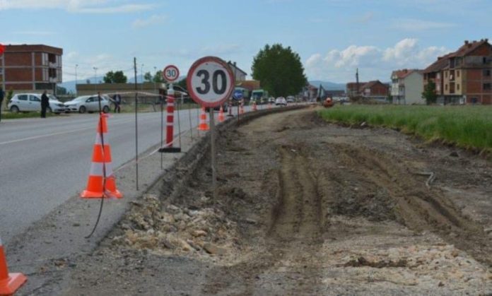 7448A32D-3B8C-4C57-B462-481FF8C0E707