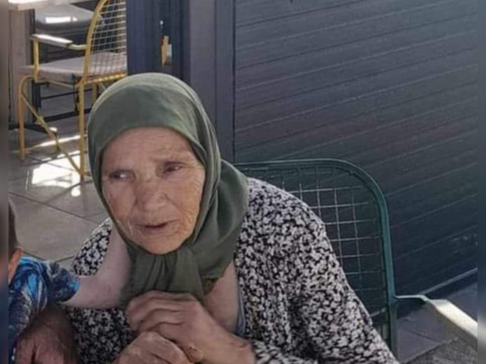 05CFF2F6-C9CB-46E3-A72C-84A110F8ADE4