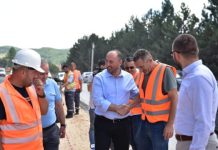 Ministri Aliu u jep shpresa shoferëve për rrugën Prishtinë – Podujevë: Po avancojnë punimet