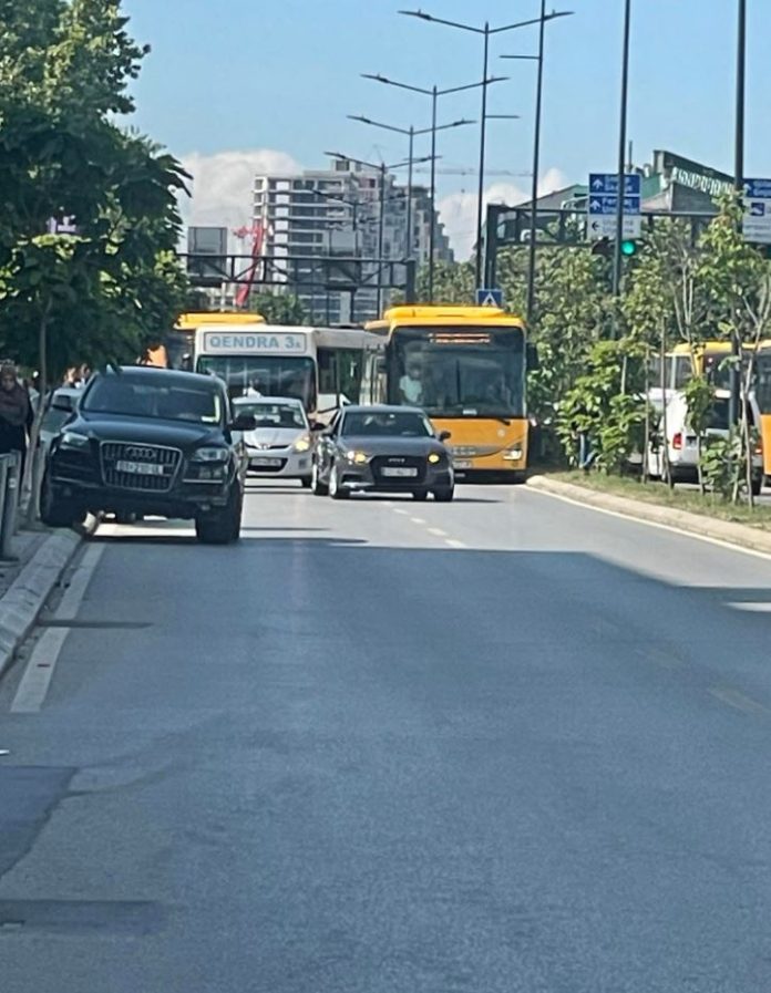 A576F712-1E92-4644-BBB6-61948AD7EC3F