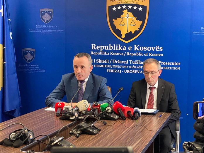Prokuroria zbulon si ndodhi vrasja e policit: Dy të rinjtë nuk ishin të maskuar, u larguan në këmbë nga vendi i krimit
