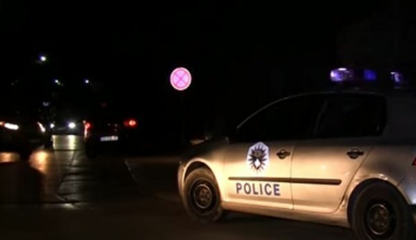 Konflikti për një ‘follow’ ndaj një vajze në rrjete sociale përfundon me kërcënim me armë