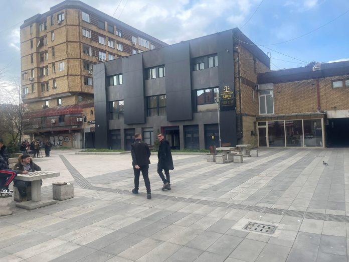Nis takimi i nënkryetarëve të LDK-së, pritet shqyrtimi i letrës së Kurtit