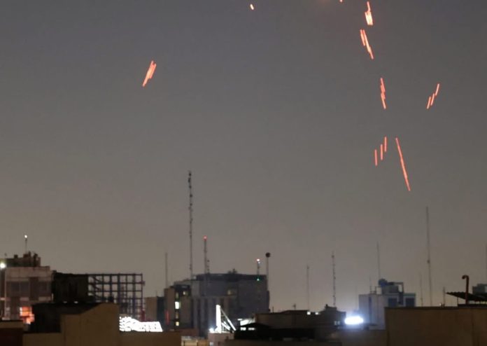 Spiunë, dronë dhe inteligjencë artificiale: Si e kreu Izraeli sulmin që tronditi Iranin