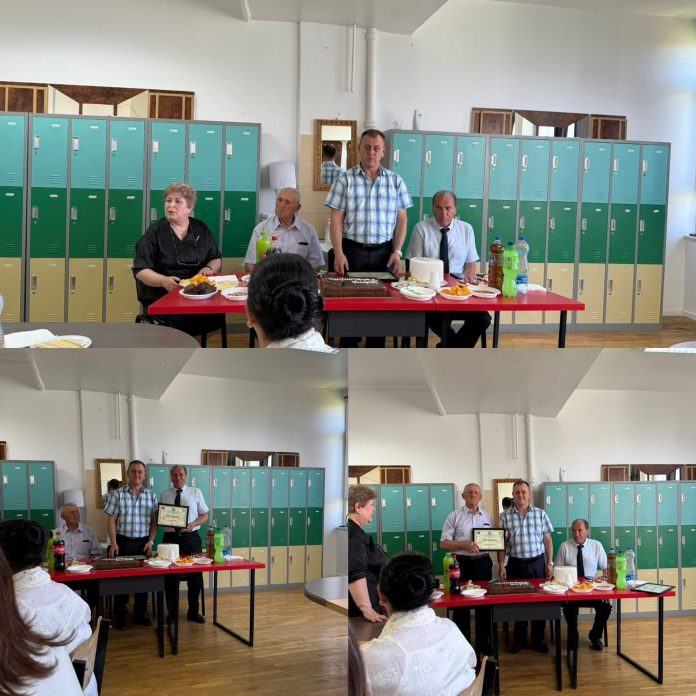 B2118302-F976-48FB-AAC9-204CAF98562F