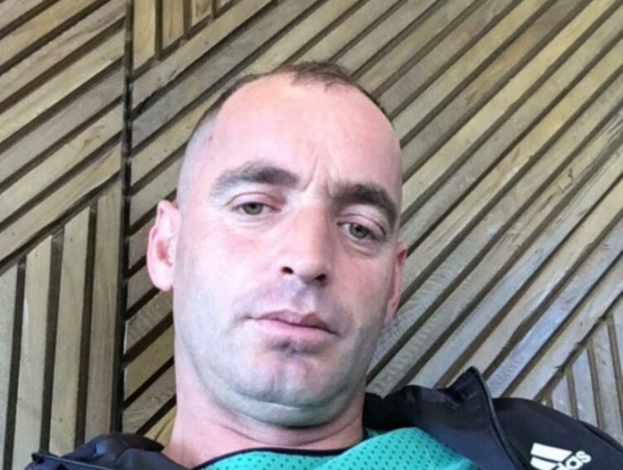 33955EDE-0BB8-4A94-8CF2-5F2249CA9EF0