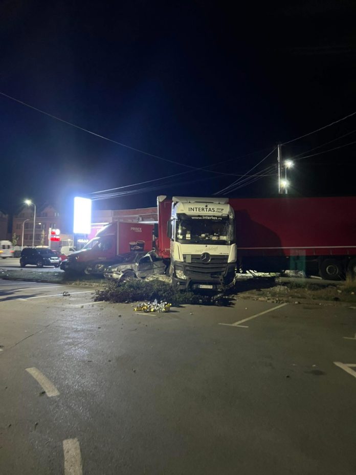 8E68A14C-083A-409E-8BCA-69EFF95A8F91