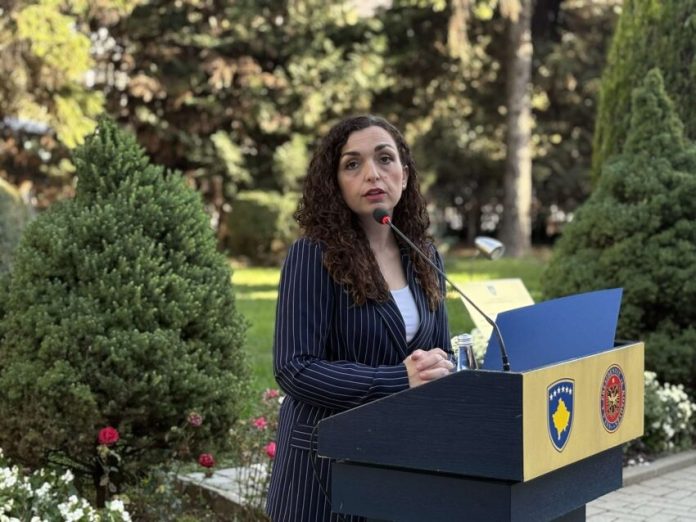 2D2F68A2-E64E-4621-8057-821B4A393DC1