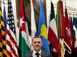 Oficeri i FSK’së diplomon në SHBA, u trajnua për planifikim e drejtim të operacioneve të inxhinierisë ushtarake