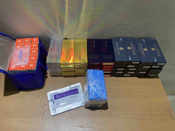 6D2C2982-8253-4D03-9BFE-009F4771BB1C