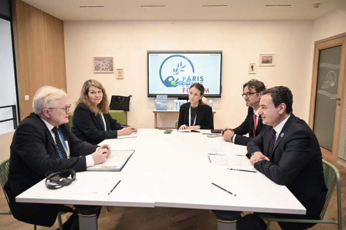 D0BCA15A-0909-4B32-A3CE-17FB160127E5