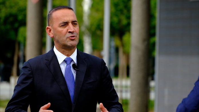 2240F8A8-6462-4214-949D-B1F056191734