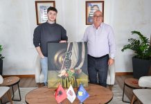 Njihuni me piktorin e ri llapjan, Leon Gashi (Foto)