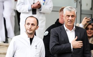 Mjeku që trajtoi babain e Hashim Thaçit, aderon në PDK