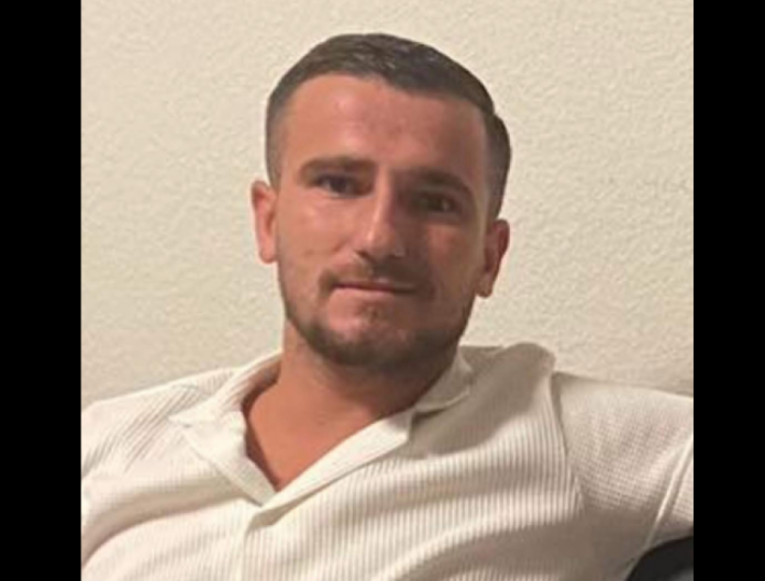 710F5B44-C6D3-4B52-8439-E31ECD2A85A4